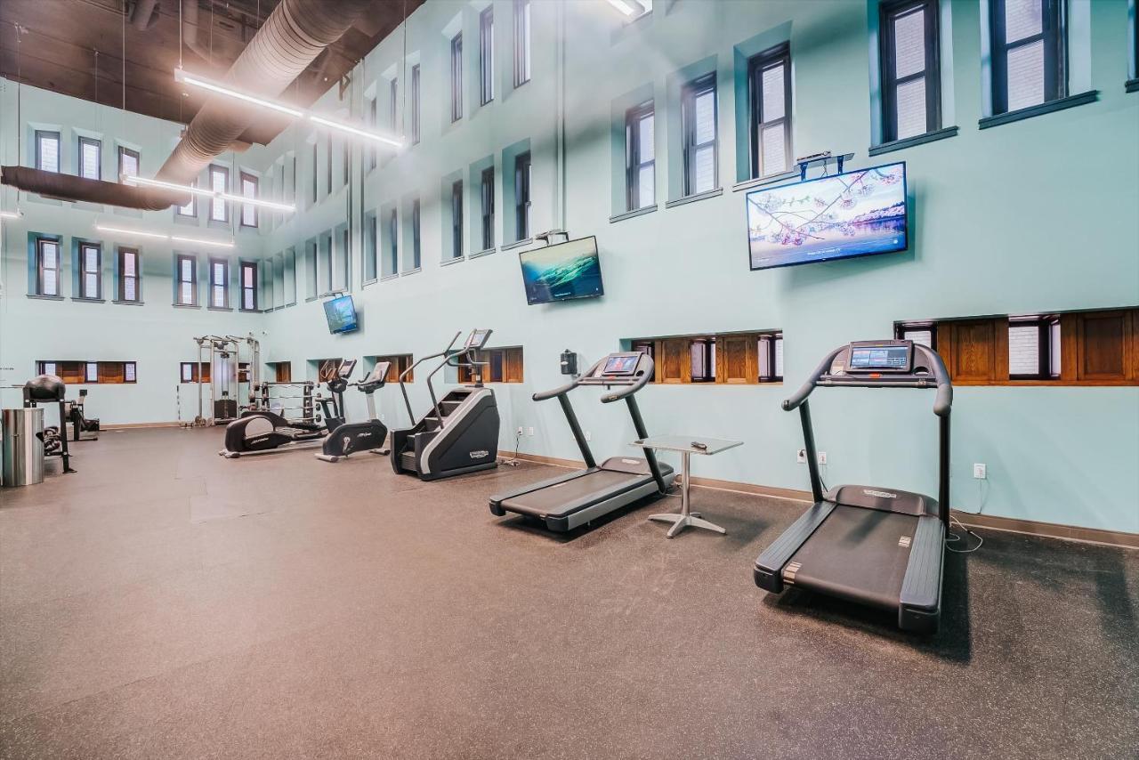 Frontdesk Athlon Apts Downtown Cleveland 아파트 외부 사진