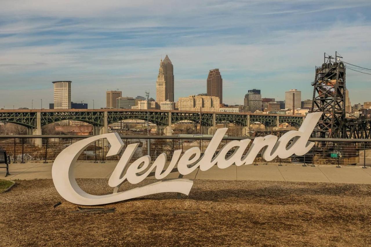 Frontdesk Athlon Apts Downtown Cleveland 아파트 외부 사진