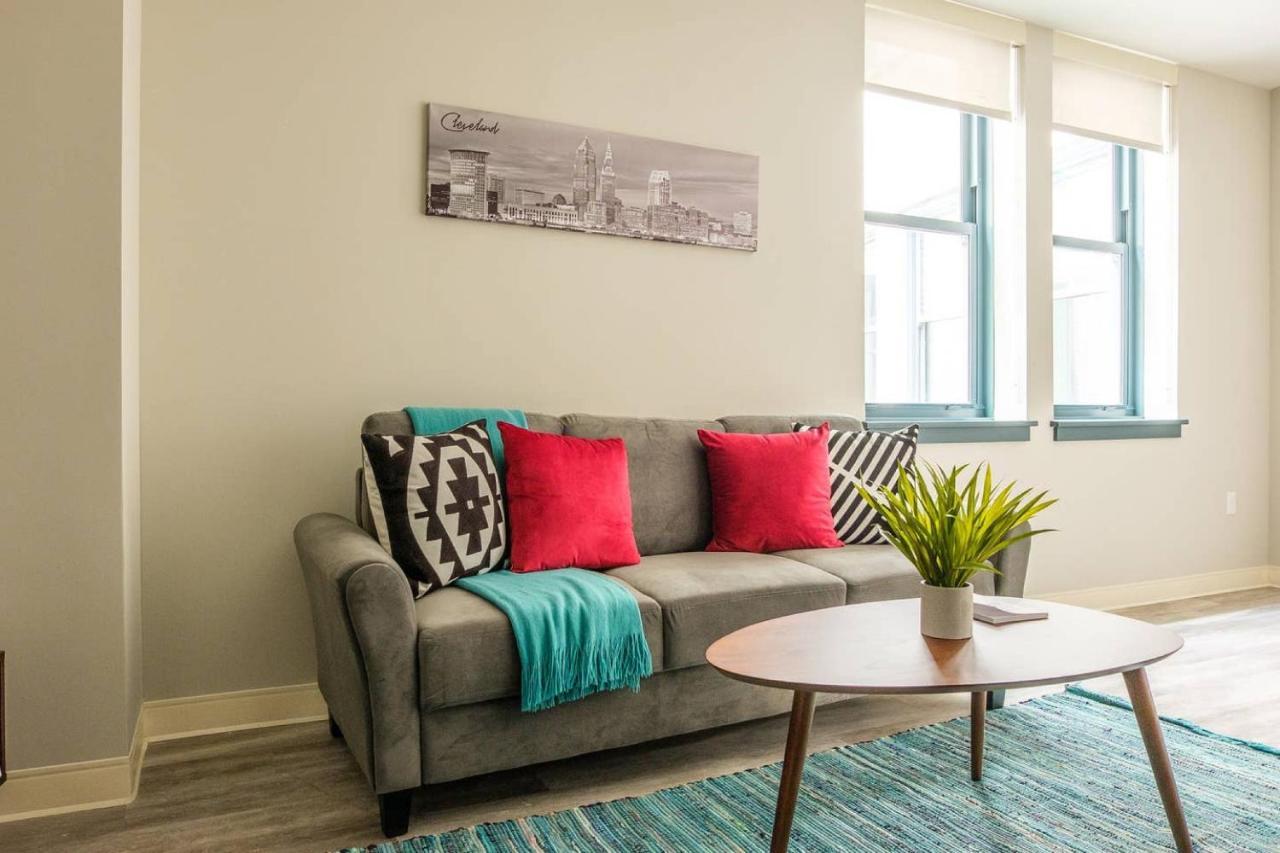 Frontdesk Athlon Apts Downtown Cleveland 아파트 외부 사진